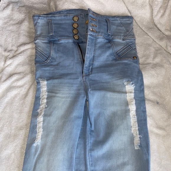 Light blue butt lifting Columbian jeans - Picture 1 of 4